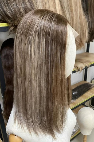 short-balayage-wig